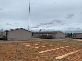 1080 W Highway 85, Dilley, TX 78017