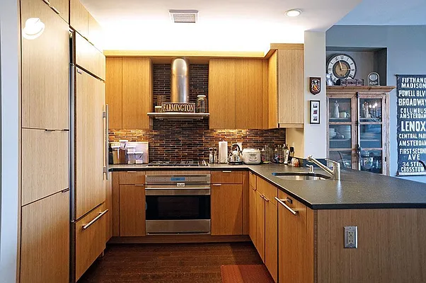 Rented by Battery Park Realty | media 8