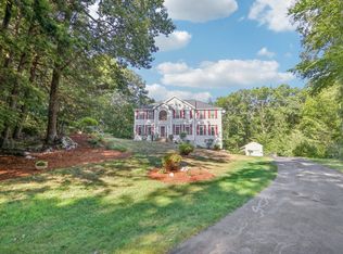 118 Emerald Dr, Danville, NH 03819