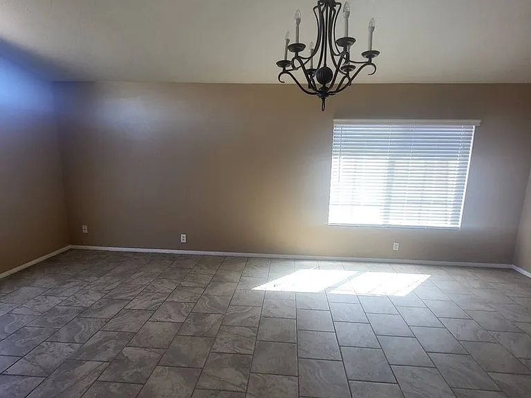 21247 Chardonnay Dr — Photo 3