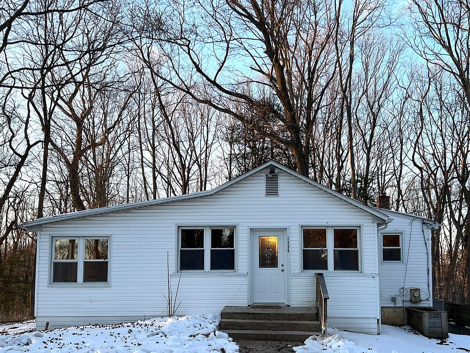 1st image of 1334 Waterbury Rd