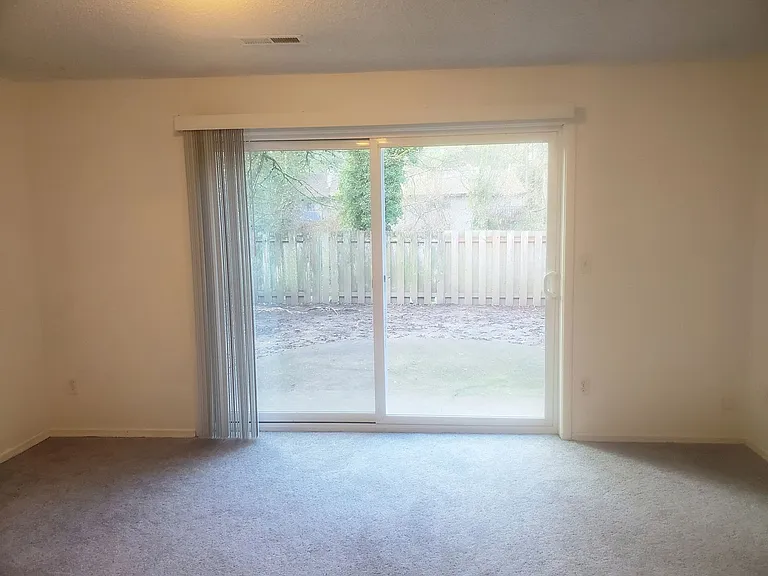 14440 SW Barlow Rd — Photo 5
