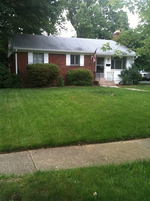 2nd image of 3248 Kenney Dr
