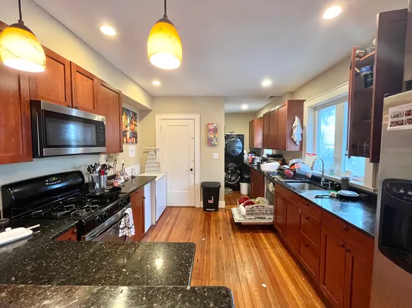7 Boulevard Ter #1, Allston, MA 02134