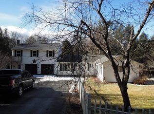 26 Whitaker Rd, New Salem, MA 01355