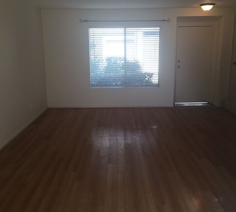 4th image of 824 N Pasadena Ave APT 17