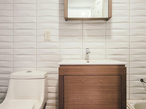 5th image of 62 Monitor St #4