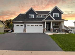 790 Oday Dr, Jordan, MN 55352