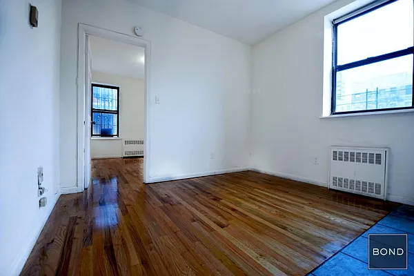 Rented by Bond New York | media 16