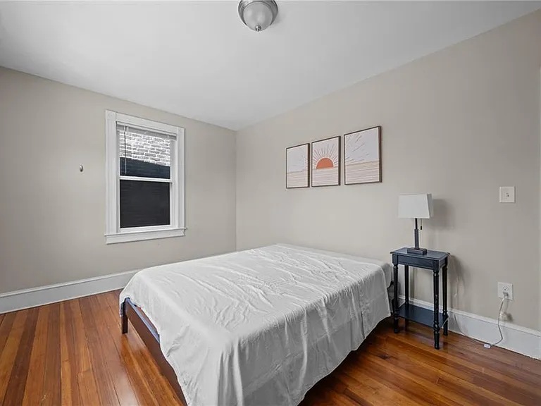 8 Spring St #A — Photo 22