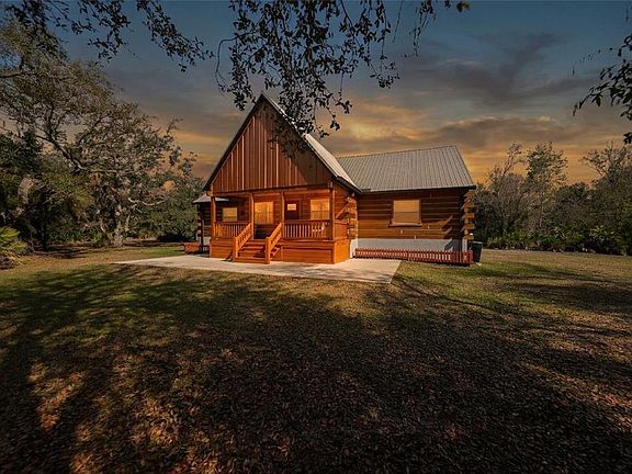 3rd image of 9796 SW Southern Dreams Rd