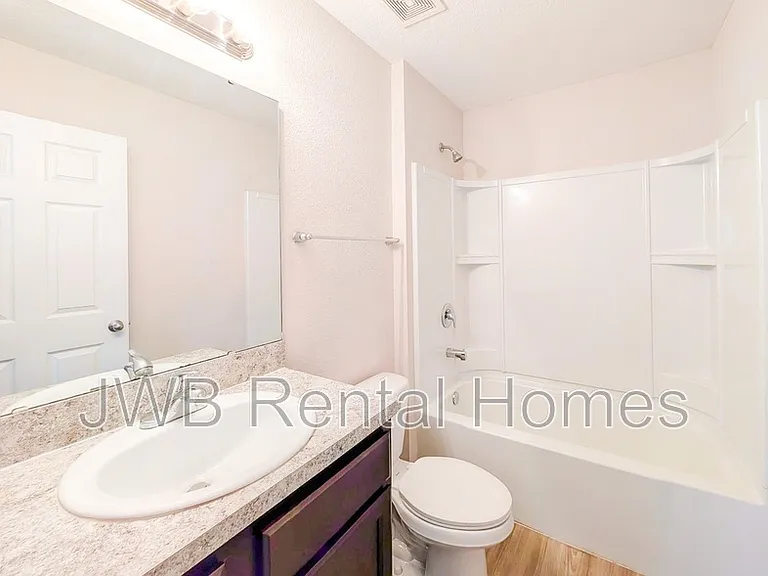 8511 McGirts Village Ln — Photo 8
