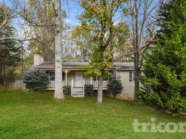 230 Parkway Ct, Dallas, GA 30157