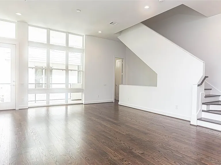 5868 E Post Oak Ln — Photo 14