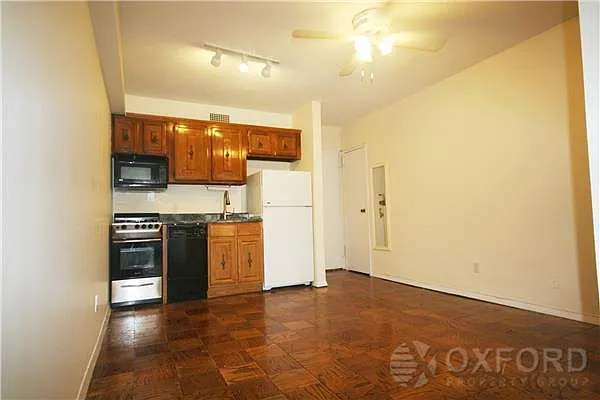 Rented by Oxford Property Group | media 26