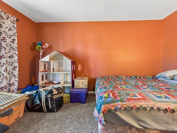 15th image of 2329 Melody Ln
