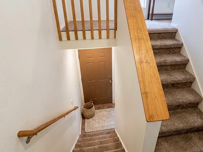 2907 Riverside Dr — Photo 4