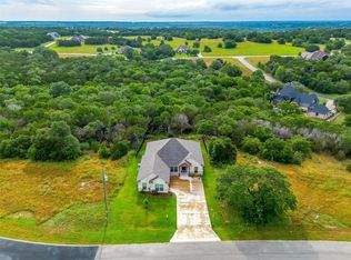 8228 Bruntsfield Loop Dr, Cleburne, TX 76033
