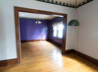 1040 Arkwright St, Saint Paul, MN 55130