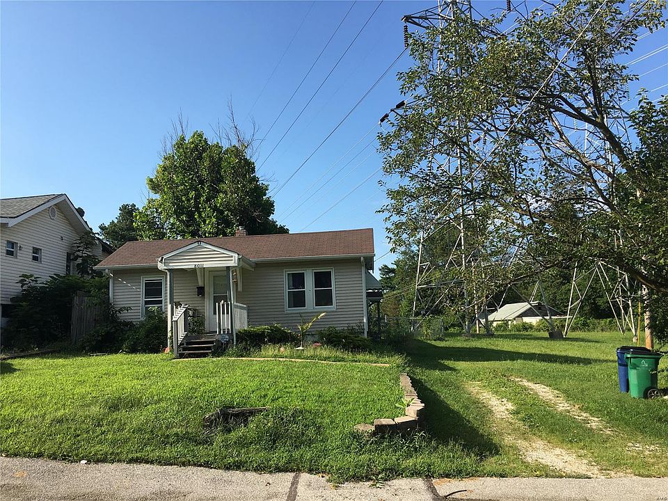 1st image of 8011 Ellerton Ave