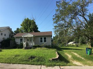 8011 Ellerton Ave, Saint Louis, MO 63114