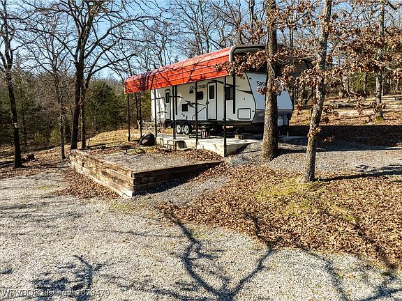 2nd image of 15247 W Phillips Dr