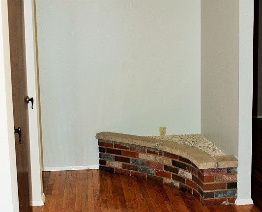 2nd image of 2886 Flameglow Dr