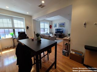 284 North St #5, Boston, MA 02113