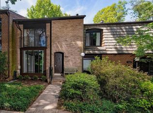 7952 Inverness Ridge Rd, Rockville, MD 20854