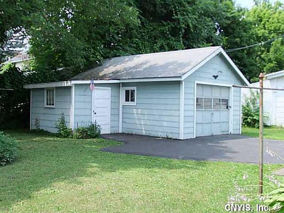 4th image of 134 Coral Ave