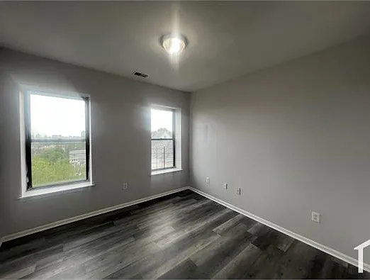 279 Mount Prospect Ave #43 — Photo 2