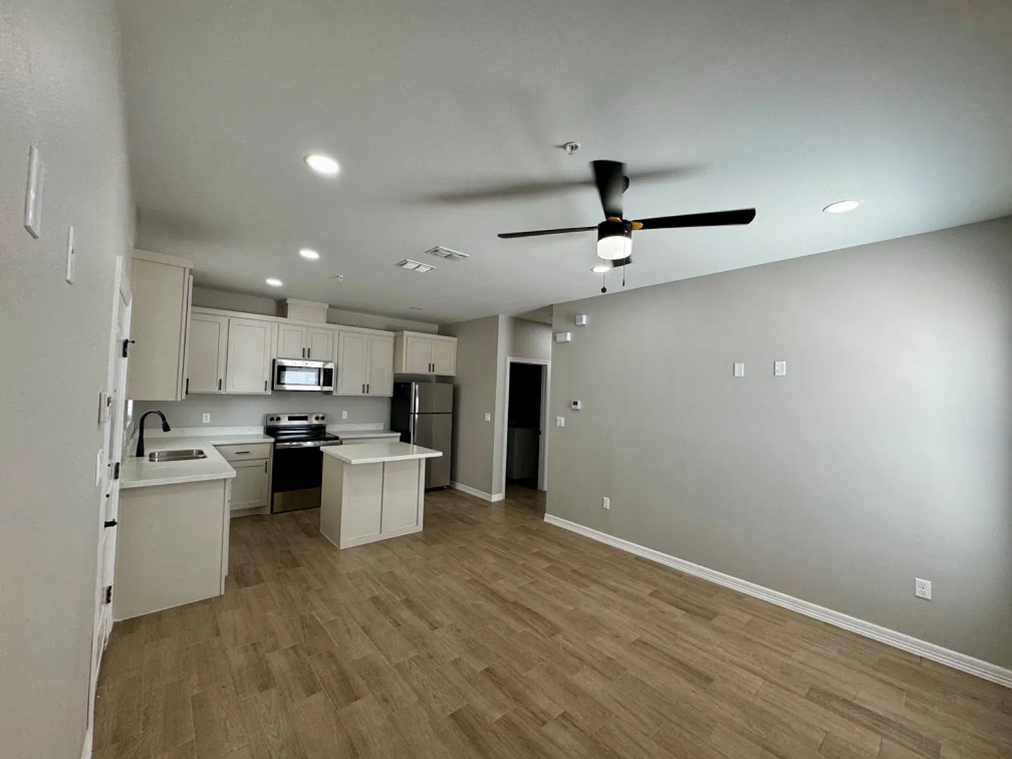 800 Ragland Street - Apt. 5 — Photo 2
