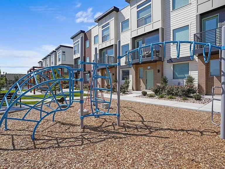 Vaseo Townhomes — Photo 58