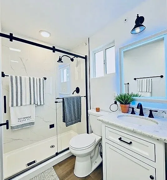 908 N Louise St #B — Photo 14