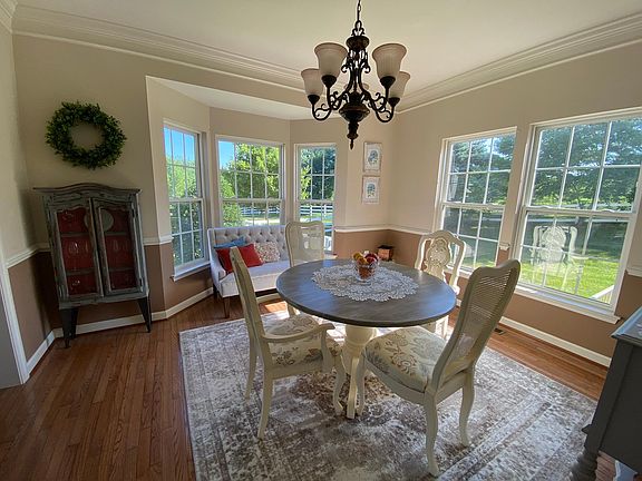5th image of 6 Hollow Creek Cir