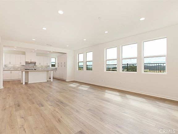 3rd image of 23 Alienta Rancho
