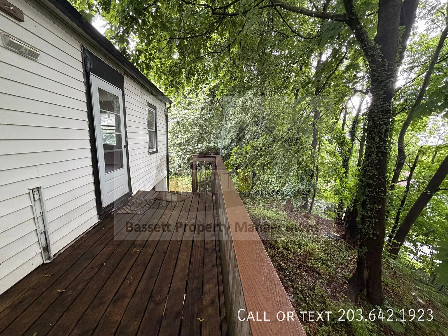 2 bed, 1.0 bath, 740 sqft, $1,549 — Photo 2
