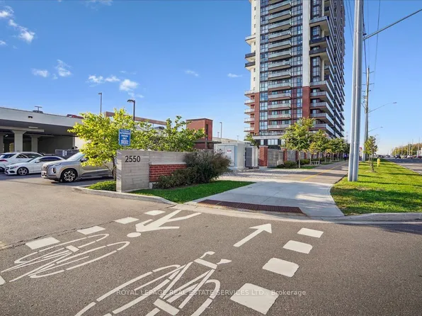 2550 Simcoe St N, Oshawa, ON