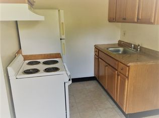 64 Rosedale St, Bridgeport, CT 06604