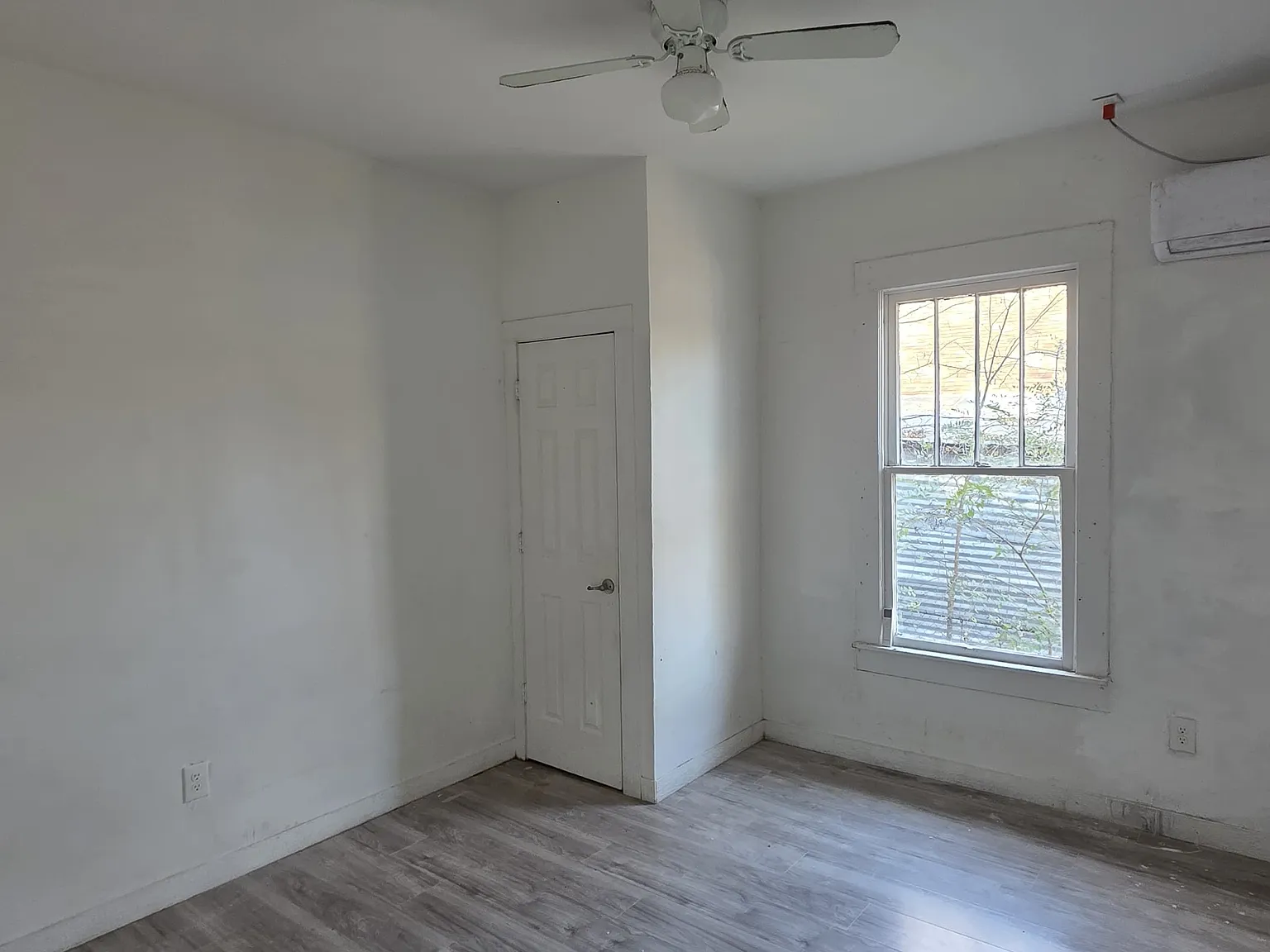 4 bed, 1250 sqft, $1,425 — Photo 3