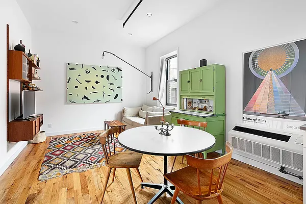 Rented by Douglas Elliman | media 14