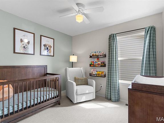 5th image of 325 Briarchase Cir