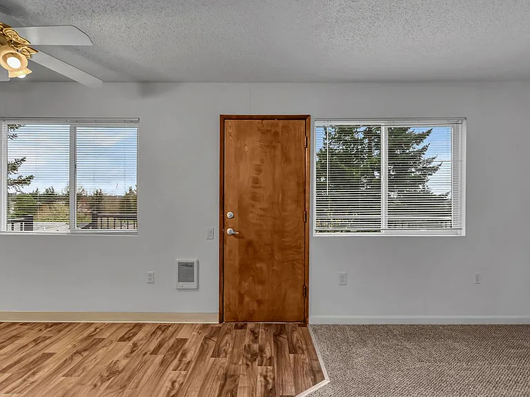 Kingcity Apartments — Photo 19