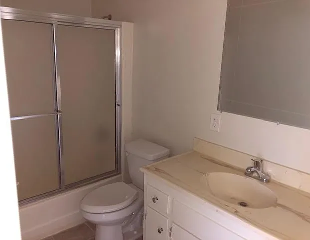 11619 Downey Ave #203 — Photo 11