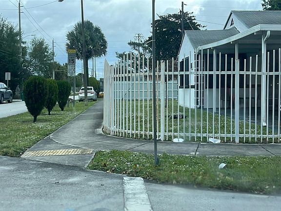 5th image of 1089 NW 65th St