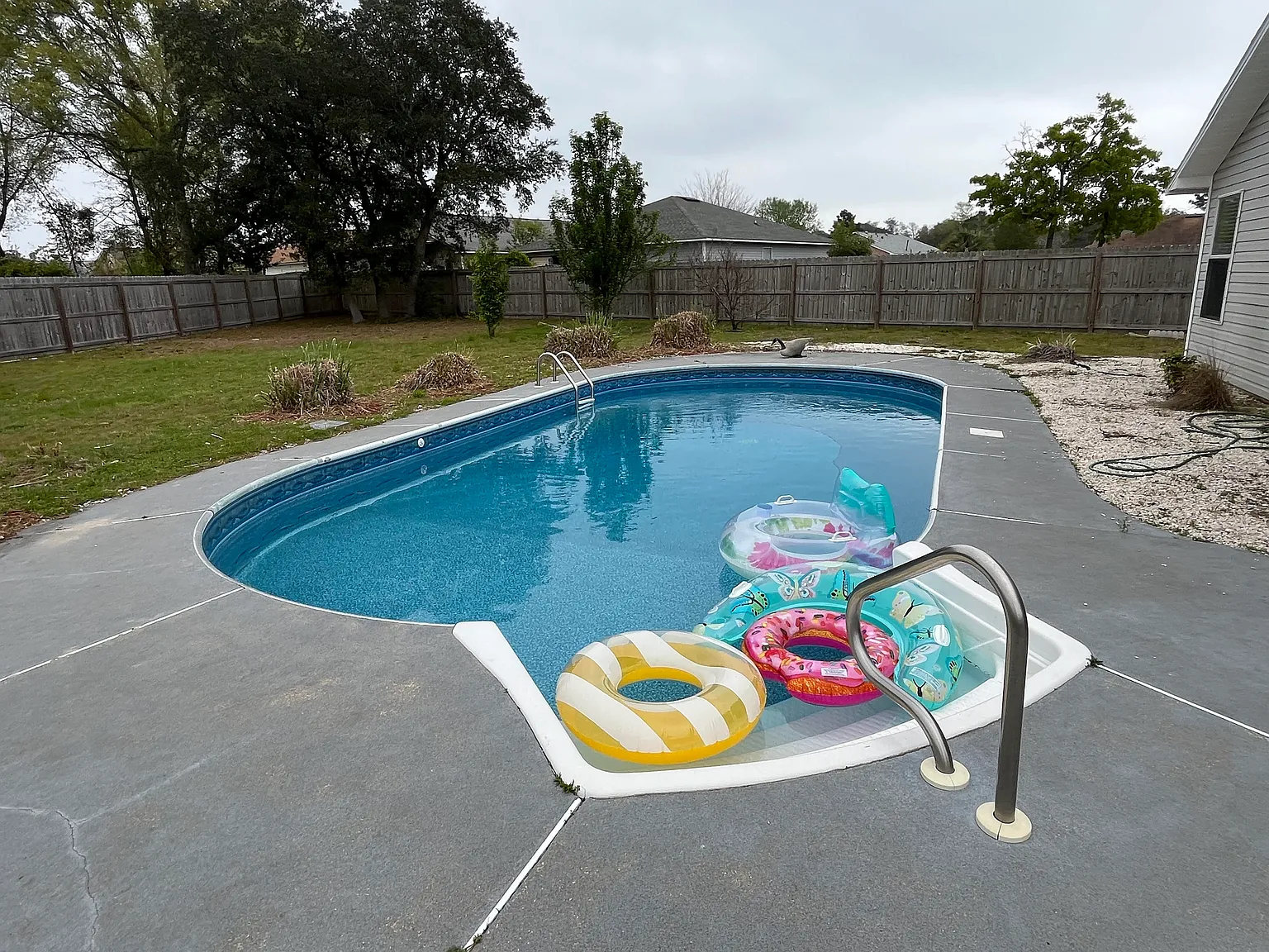 629 Batten Blvd — Photo 1