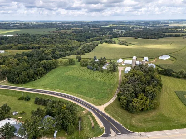 2542 County Road P, Verona, WI 53593