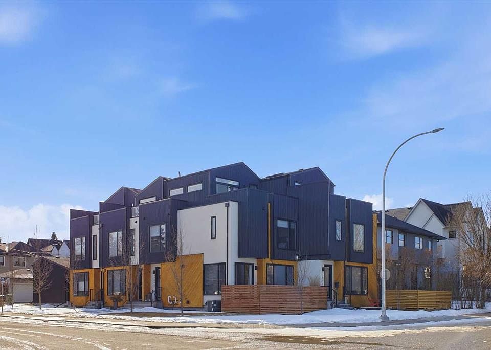 1st image of 4905 E 16th St SW