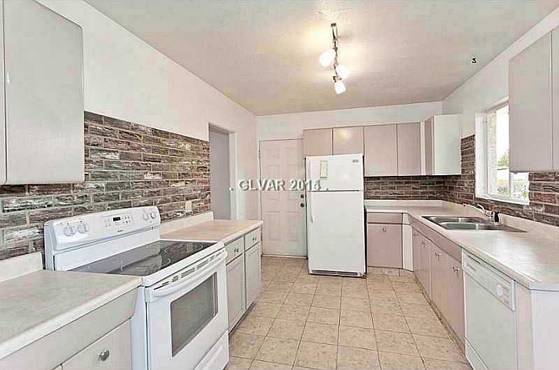 2nd image of 1705 S 7th St