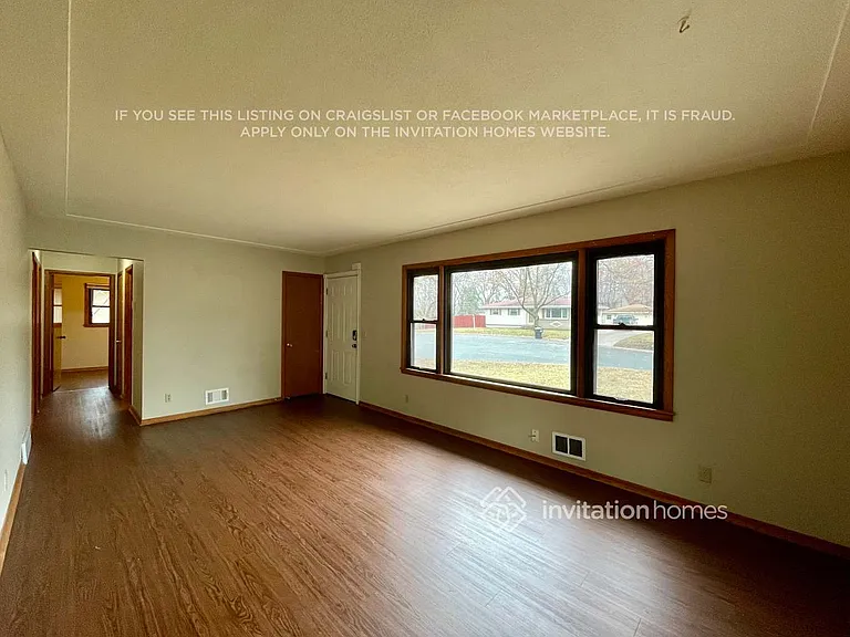 6680 Anoka St NE — Photo 2